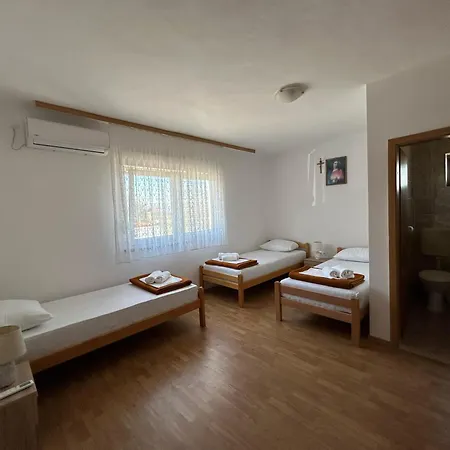 Vidovic * Međugorje